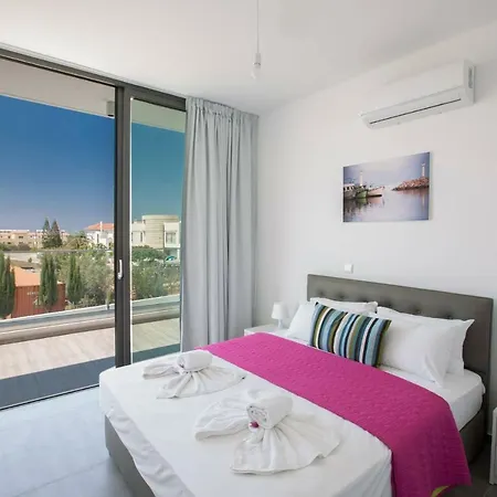 Cyprus In The Sun Nissi Pearl Villas 2 *