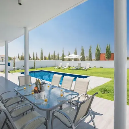 Βίλα Cyprus In The Sun Nissi Pearl Villas 2 *